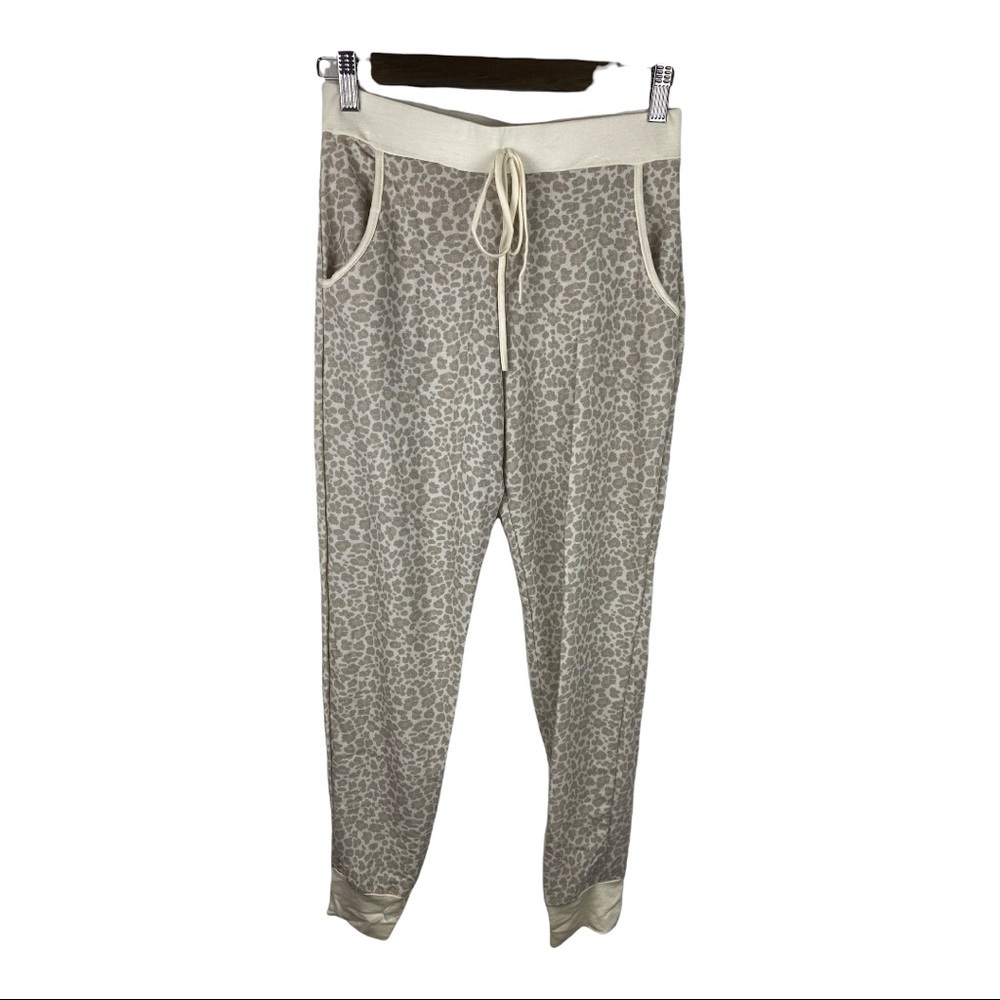 Women’s Tan Leopard Print Joggers with Pockets
